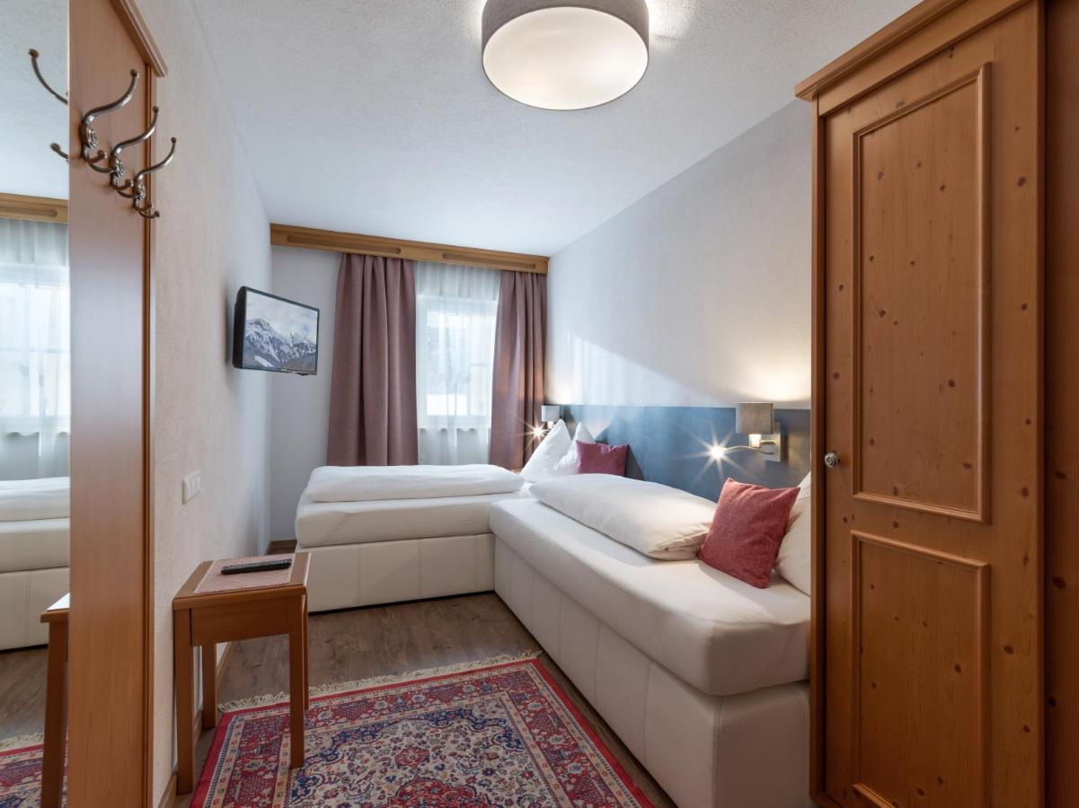 Hotel-Appartement Ferienhof جيرلوس المظهر الخارجي الصورة