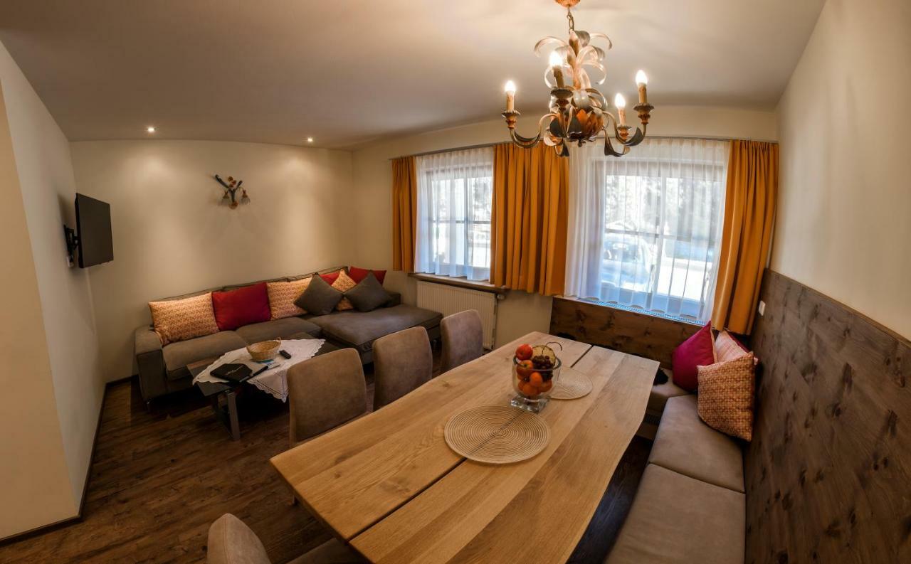 Hotel-Appartement Ferienhof جيرلوس المظهر الخارجي الصورة