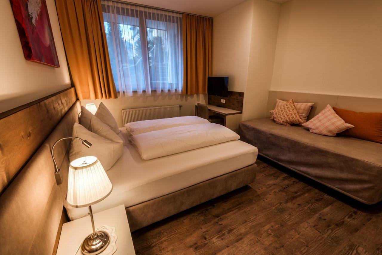 Hotel-Appartement Ferienhof جيرلوس المظهر الخارجي الصورة